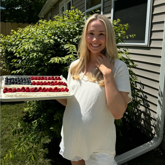 Hi I’m MacKenzie! - Picture 7 of 11